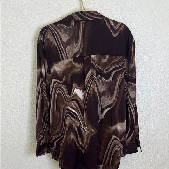 The Limited Brown Swirl Button Down Shirt - Picture 5 of 6